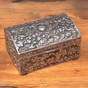 Godinger 3” Silver Plated Ring Box